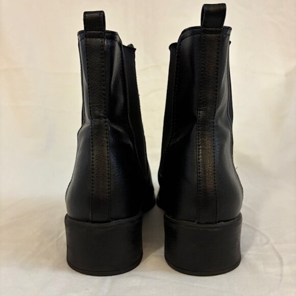 Reaction Kenneth Cole Salt Genuine Black Leather Chelsea Boot Women's Size 9.5M - Picture 6 of 12